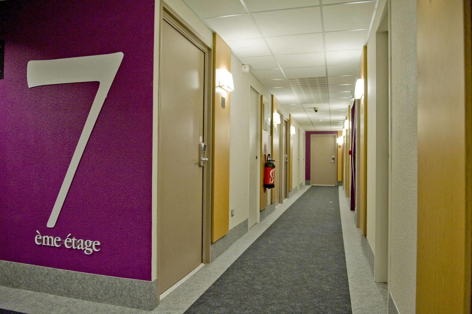 B&B Hotel Troyes Saint-Parres-Aux-Tertres エクステリア 写真