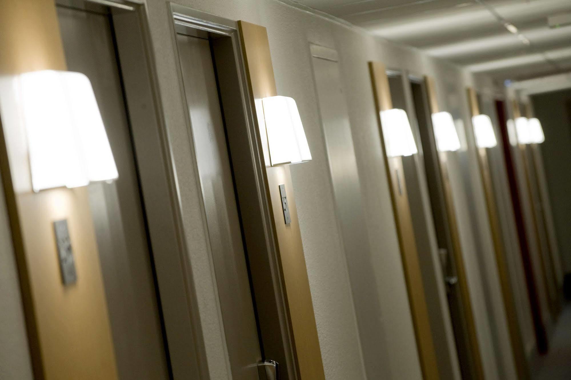 B&B Hotel Troyes Saint-Parres-Aux-Tertres エクステリア 写真